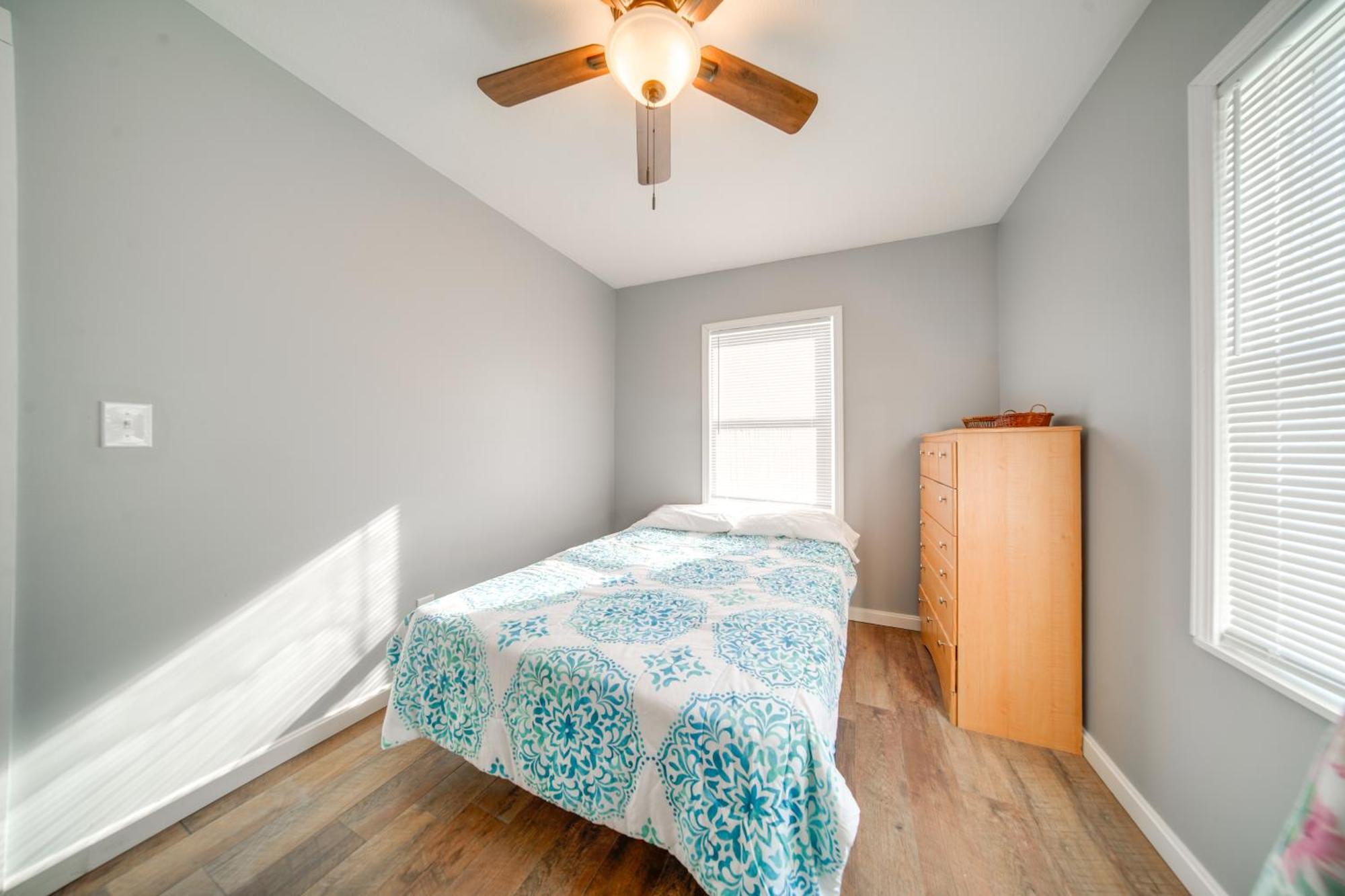 Charming Cottage With Yard Less Than 1 Mi To Lake Erie! Geneva Exterior photo
